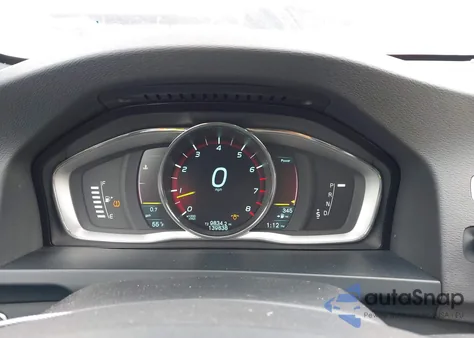 2015 Volvo S60 T6 R-Design Platinum из США, поврежденный, VIN YV1902TH2F1307333